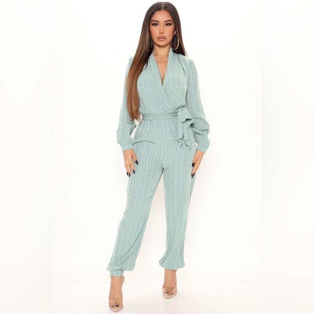 Waiting on you Jumpsuit - Sage- Fashion Nova - Size L